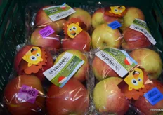 Packaged Idared and Jonagold apples in special packaging for a retailer.