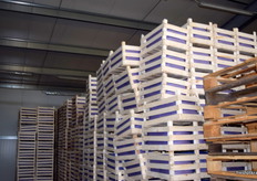 Wooden crates used primarily for Africa and the Middle East.