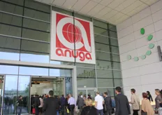 The Anuga entrance. Even before it opened, there were long queues of waiting visitors. On the trade floor itself there was a constant crowd.