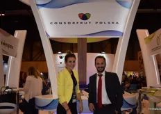 Patricia Lara and David Reynau at the Consorfruit stand.