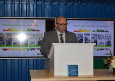 Michael Castagnetto with Robinson Fresh introduces Robinson Fresh’ new product line of baby vegetables