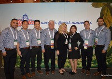 The team of Mission Produce!