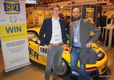 Johan Hagoort (CSI) and Martijn van der Velden (Eimskip) posing in front of Dirk Schulz’s sportscar.