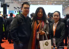 In the middle, Grace Guo, business development director of Stoller.