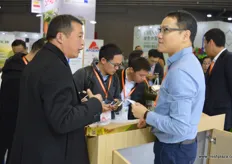 Kevin Au Yeung of RKG Asia has brought the Dori, an Italian kiwifruit variety and brand, to the exhibition, where it regenerated curiosity and interest. The first shipments of Dori arrived in Shanghai in the middle of November.