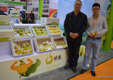 To the right is Gavin of Great Wall.