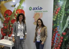 Melissa Bontekoe and Jessica Chen from Dutch seed company Axia