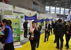 How to draw attention to your stand