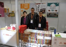 Wu Azhi from Top Fruit Wuaz