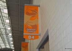 Each merchant has its own color flags, so it makes the stores easy to recognize.