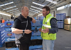 Phil Pyke - Tasmanian Fruit Growers with Howard Hansen, Managing Director at Hansen Orchards.