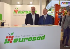 From Eurosad, Stefan Kolacz (left), in talks with a customer at the stand.
