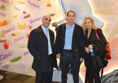 The team of Arava Export Growers visiting the show