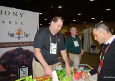 Rob Spinelli with Anthony Vineyards talks to a buyer