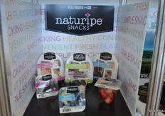 Naturipe Snacks from Naturipe Farms pair fresh sweet berries and grapes with creamy cheese and crunchy nuts. In addition, the company's portioned serving cups of fresh washed and ready-to-eat berries, grapes and apples are convenient for on-the-go snacking and complete with spork.