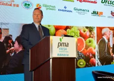 William Verzani is Deputy Director at the US Agriculture Trade Office in Guangzhou. He is hoping to expand relationships by partnering with US trade associations. Imports of US fruits have increased 75% since 2013. 60% of all imported fruits is distributed in the South of China.