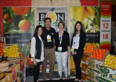 California-based Pro Citrus Network has a lot of different citrus varieties on display. From left to right are Jacquie Ediger, Allan Dodge and Wendi Smith. Second from the right is Marieke Hemmes with FreshPlaza.