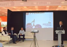 Christos Katsanos (right) speaking with panalists, Manual Tornel, Mark Tweddle and Giannis Kanakis during the presentation, “The Nea Grape Varieties in Freskon”.