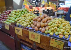Bartlett pears from Australia, Washington-grown Boscs as well as Honey Belle pears from New Zealand are all available at this fruit stand.