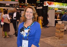 Suzanne Wolter with Evans Fruit Company is walking the floor.