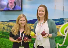 Lindsey Huber from the Washington Apple Commission and Lynsey Kennedy from USA Pears shared a booth