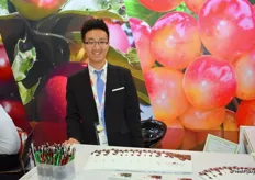 Yunguang (John) Li from Global Fruit