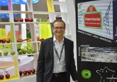 Philippe Raynaud from Harmonie, a French apple exporter