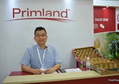 Joe Yu from Primland promoted Oscar kiwifruit