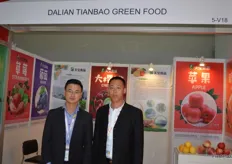 Baggio Wang and Tao Jiang from Dalian Tianbao Green Food