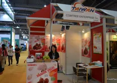 Susan Wang from Comtree Enterprise Co. grower of Dragon Fruit in Taiwan.