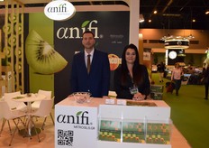 Nikos Katsaloulis and Irini Mitrosili from Mitrosilis. The Greek company is in process of new investments in cooling rooms and packing. Their aim is to double their capacity and to be able to store more than 5.000 tons of Kiwi.