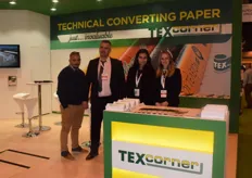 Second from the left is George Polichronopoulos, export manager for TEX, to his right are Christina Pappas and Claudia Mata. THey produce paper solutions for the safe transport of goods in both the industrial and agricultural sectors. They export their products mainly to Marocco, Serbia and Belgium.