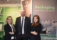 Vassiliki Douka, George Mentis and Maria Zioga from Omnipack.