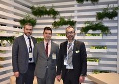 Nikos Pardalis, Yannis Protofanousis and Iona Thessaloniki from Greek company Proto. They mainly export kiwis.