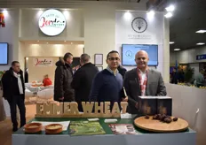 Ahmad Nassal and Luad Abu Awad from the Jordan Good Mood Company attended Fruit Logistica for the first time. They cultivate organic Medjoul Dates.