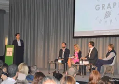 There was panel discussion on retail opportunities in the UK, delgate heard from retailers and buyers about the trends and consumer demands. Josh Kann - MMUK, Louisa Reed - M&S, Paul Farmer - Fruit and Floral and Karen Cleave - Richard Hochfeld were on the panel with Carlo Berardi - Agrimessina as moderator.