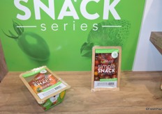 Simple Snack packaging for mini sweet peppers and blended flavours of tomatoes.