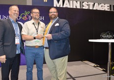 Fox Packaging receives an Innovation Award in the category Best New Packaging/Processing Equipment for its Fox Solutions Pouch Bagger.