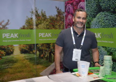 Scott Morton from Peak Fresh has new compostable bags.