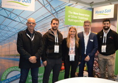 Greame Jones, Hayden Jones, Karina Robinson, Ivan Casteels and Shane Librandi at Huwa San.