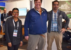 Emmaculate Makolomakoe (Mafube Fresh), Renier Meyer (Favourite Fresh Exports) and Werner van Rooyen of FPEF.