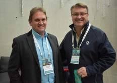 Gerhard Stander (CHEP) with Sean Walsh of KaapAgri.