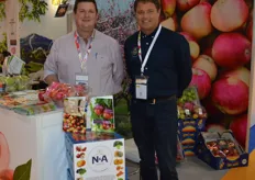 Sunland Fresh Fruit are one of the biggest stone fruit producers in Australia. Matt Davis - Sunland Fresh Fruit with Rob Cathels