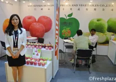 Lihong Liu from Sanmenxia Hong Fong Fruits and Vegetables Co., Ltd. Their company is a large producer of apples. They export them mostly to the South East Asian and Russian market.