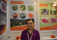West Hu from JiangXi Green Orchard Fruit Co.,Ltd. They plant, sort, pack and market Nanfeng mandarin, red globe grape for the Chinese market and import a lot of different citrus fruits.