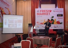 Massimiliano Persico of Carton Pack giving a presentation on their packaging.