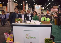 Estuardo Masias (La Calera), Robert Cullum (Pacific Produce), Miguel Fernandez (Inverafrut), and Adriana Melchor (Inverafrut).