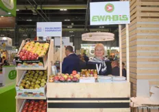 Marina Staritskaya for Polish apple exporter Ewa-Bis.