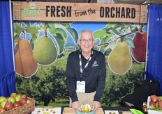 Bob Catinella with USA Pears.