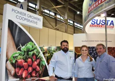 Steward Mann, Caroline Hopkins, and Scott Wilkins of Pioneer Growers. The company’s newest product is hydroponically grown lettuce, which is destined both for the US domestic market and export. This lettuce will be available year-round.